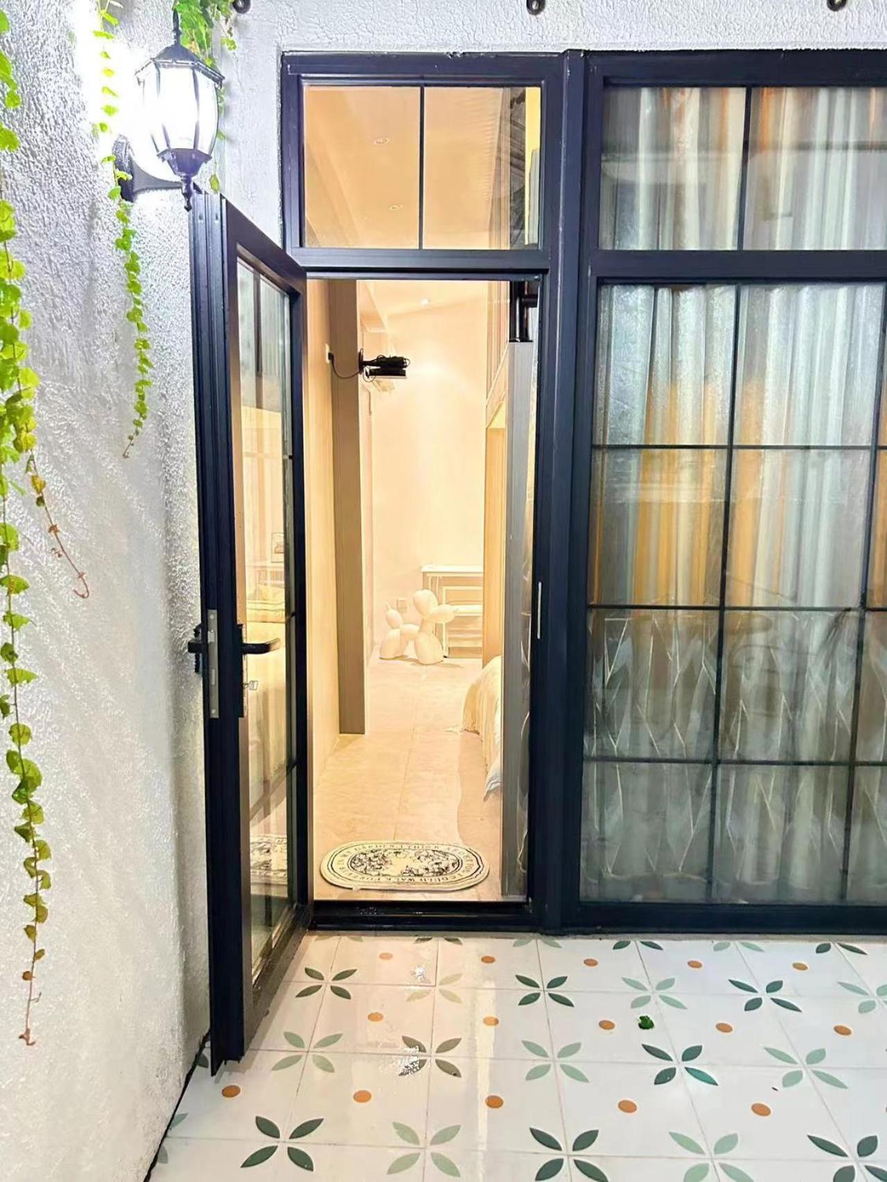 Xianlin Apartment