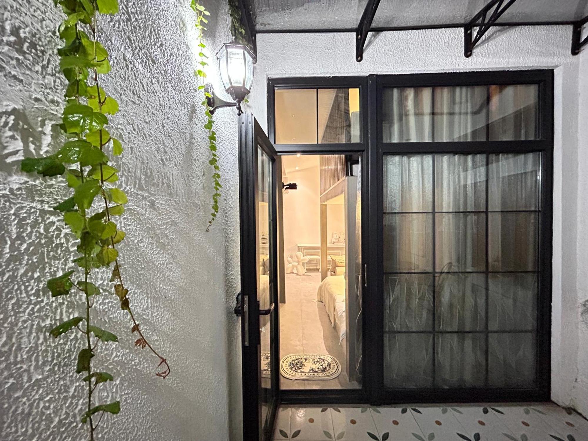 Xianlin Apartment *
